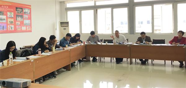 新闻学院2014级硕士研究生预答辩工作圆满结束